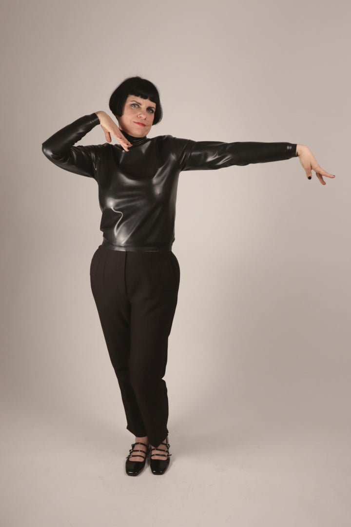 anja vogueing in our black latex poloneck