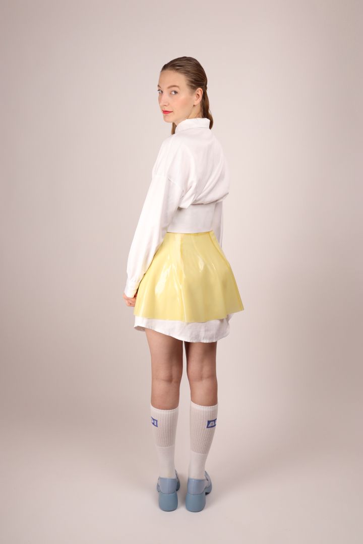 back-view-of-transparent-latex-mini-skirt